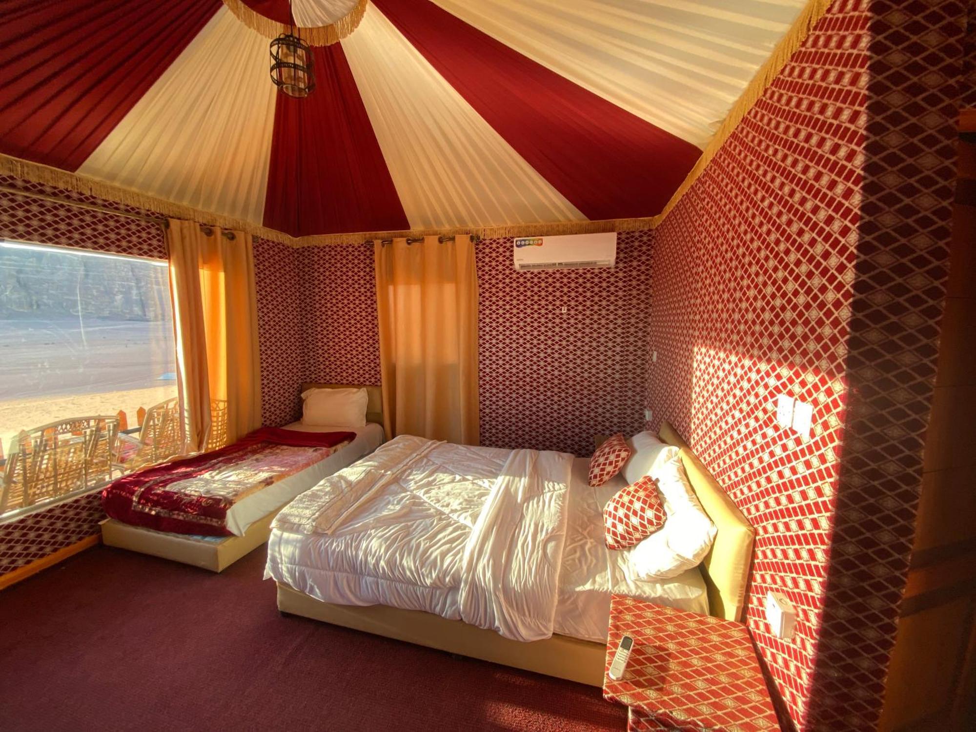 Angelina Wadi Rum Camp מראה חיצוני תמונה